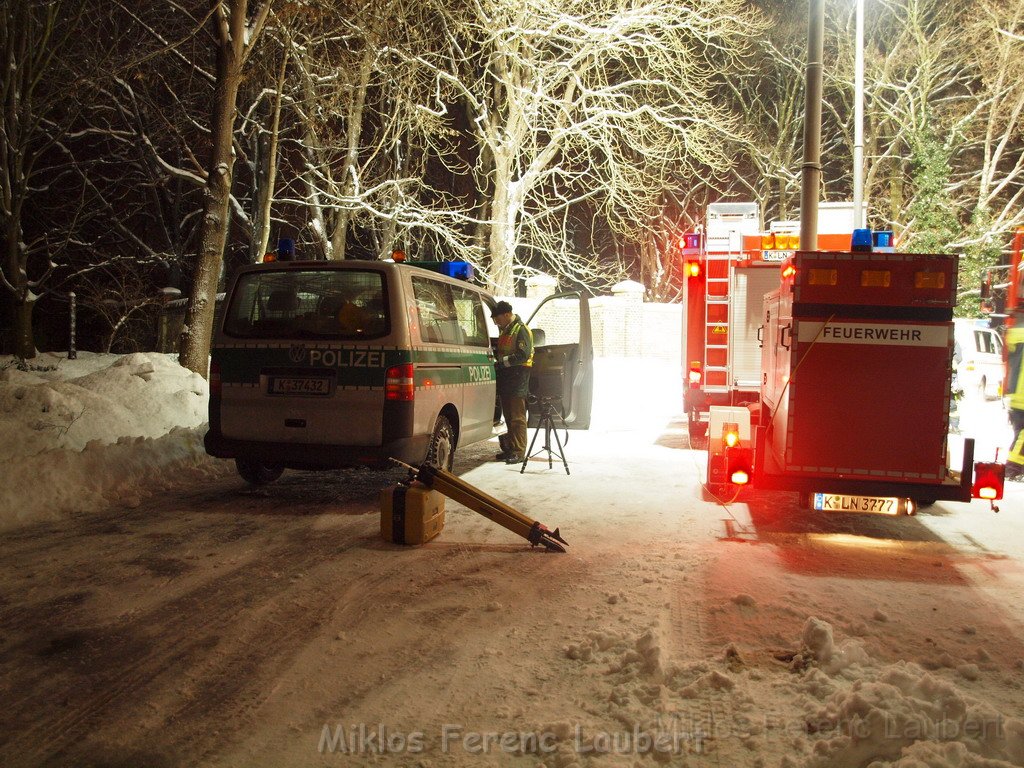 Gleisarbeiter verunglueckt Koeln Muelheim Neurather Ring P096.JPG